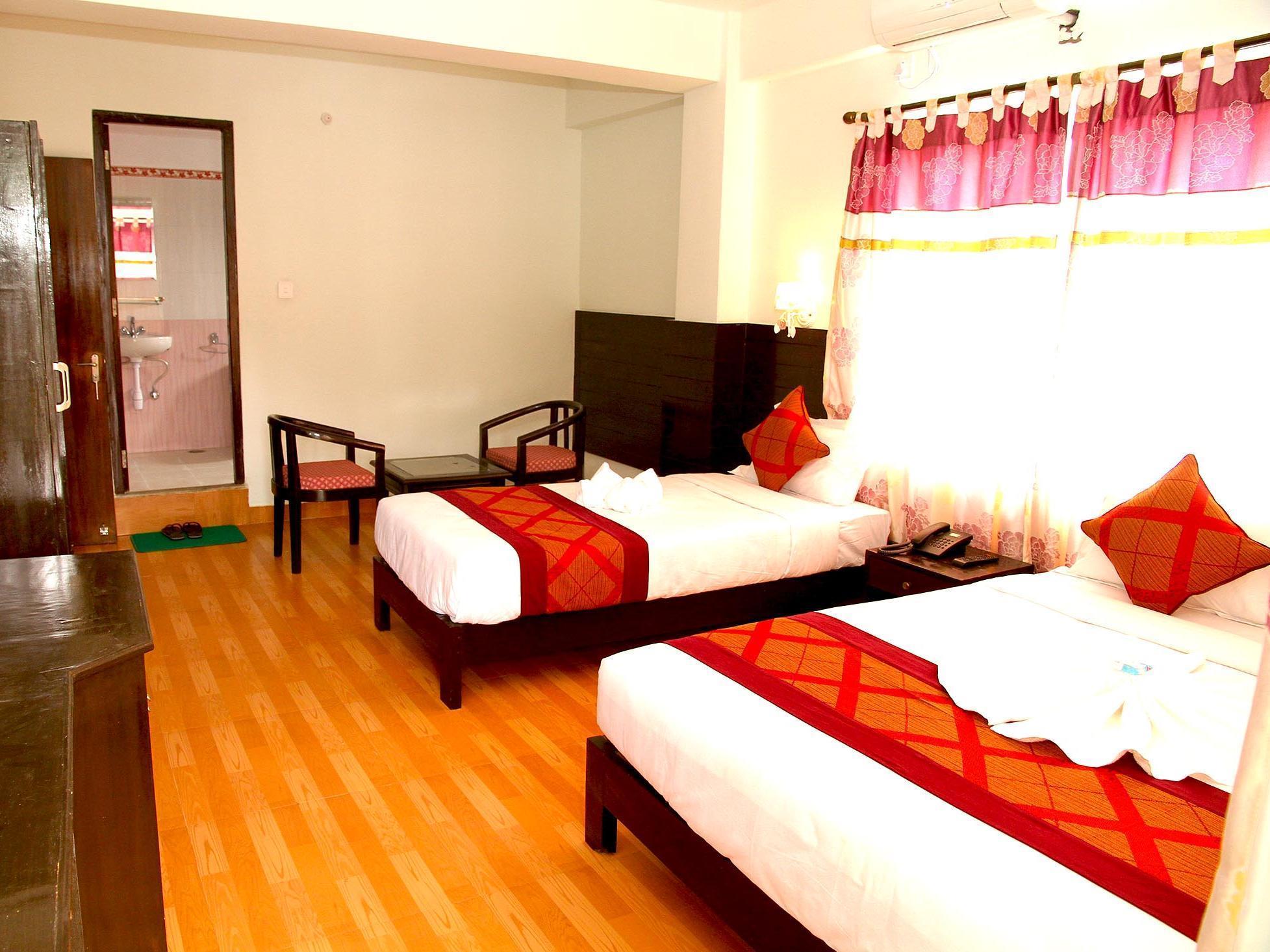 Hotel Center Lake Pokhara Exterior foto